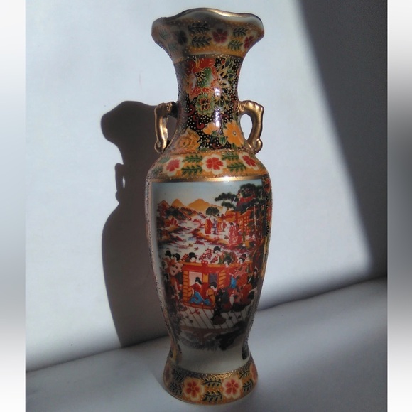 Ant. Japan Export Moriage Satsuma Meiji Period Hand Decorated Porcelain Vase - Picture 2 of 13
